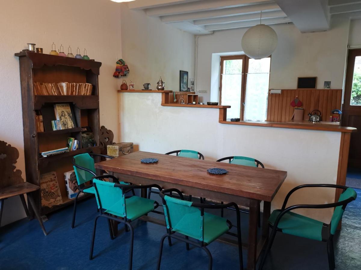 Trôo Gite Des Petites Ruelles : Familial Et Chaleureux מראה חיצוני תמונה